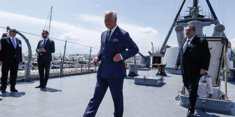 Κορωνοϊός: Σοκ στο Μπάκιγχαμ - Θετικός στον ιό ο πρίγκιπας Κάρολος