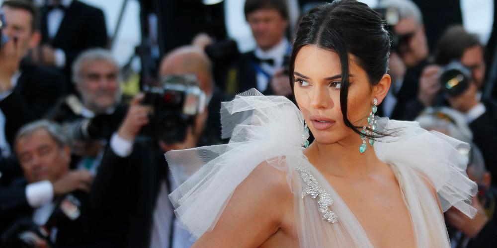 Τροχαίο ατύχημα για την Κένταλ Τζένερ στις Κάννες