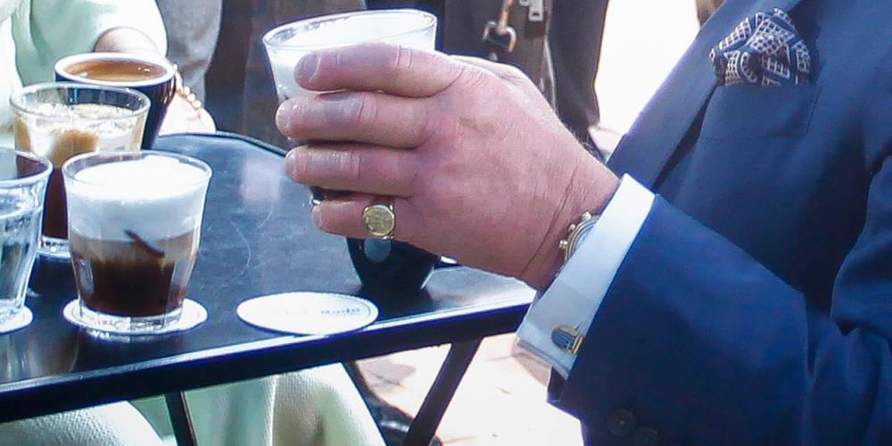 «Επαναστάτης» ο Πρίγκιπας Κάρολος: Το μήνυμα που κρύβουν τα μανικετόκουμπα του