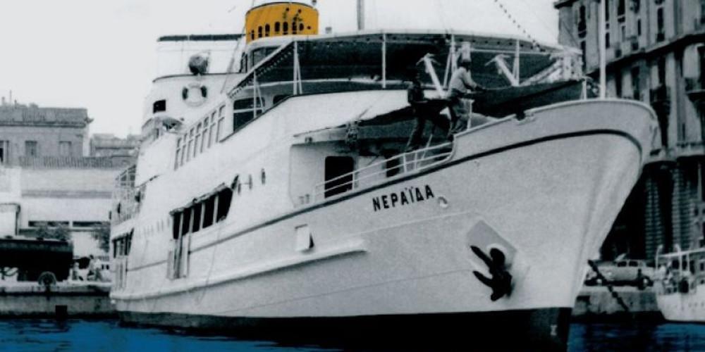 Το Πλωτό Μουσείο ΝΕΡΑΪΔΑ Ανοιχτό για το Κοινό στη Μαρίνα Ζέας