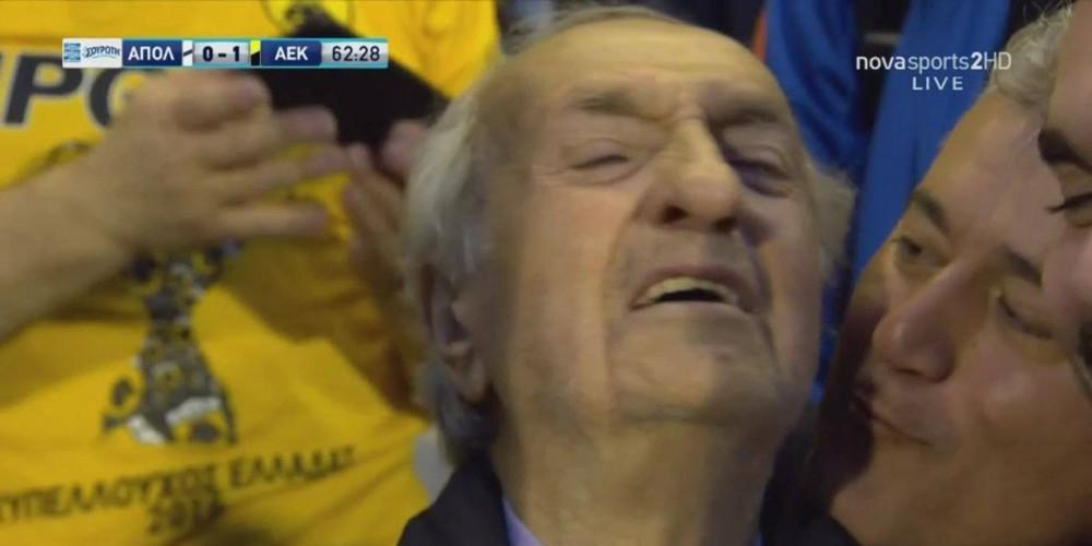 Τα δάκρυα του θρυλικού Νεστορίδη στη φιέστα της ΑΕΚ [εικόνες]