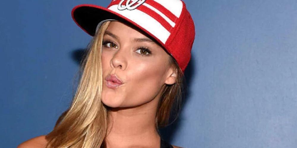 Η Νίνα Άγκνταλ με μπραζίλιαν μαγιό μετά από καιρό [εικόνα]