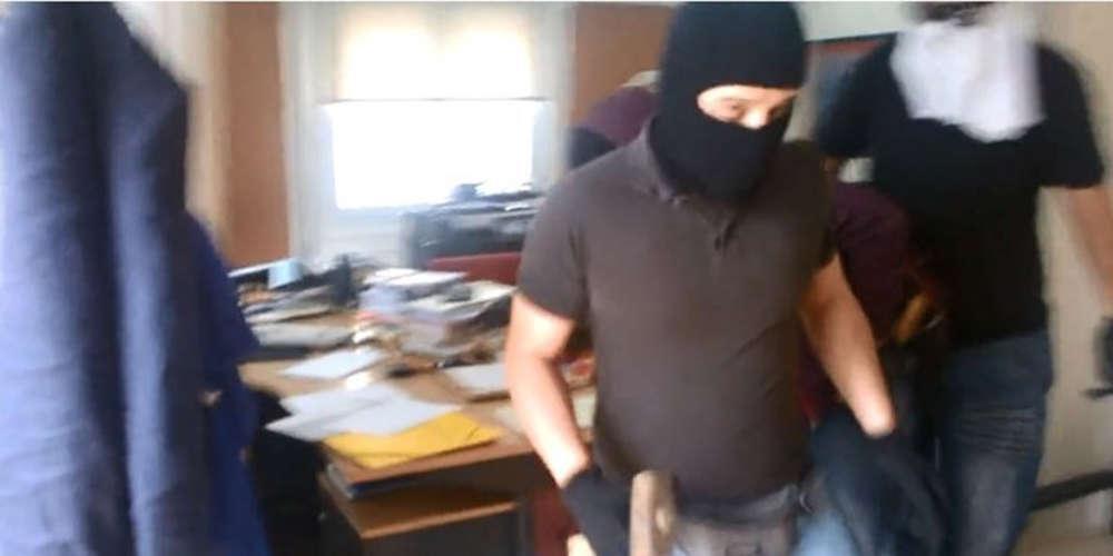 Ντου Ρουβίκωνα στα κεντρικά μεγάλης αλυσίδας σούπερ μάρκετ [βίντεο]