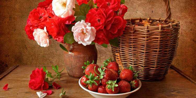 Κατάσχεση 1,5 τόνου φράουλας σε επιχείρηση του Πειραιά