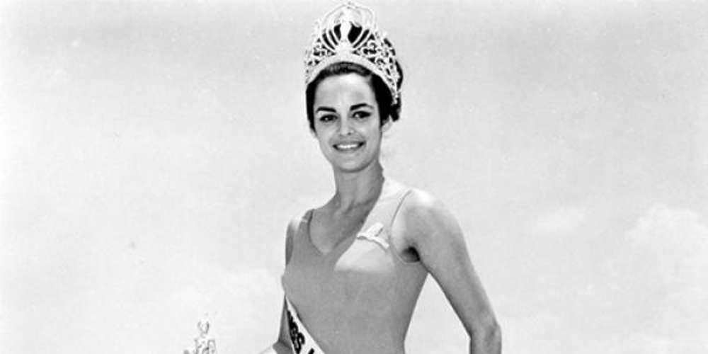 Κορίνα Τσοπέη: Σκεφτόμουν να σκοτώσω τον πρώην άντρα μου