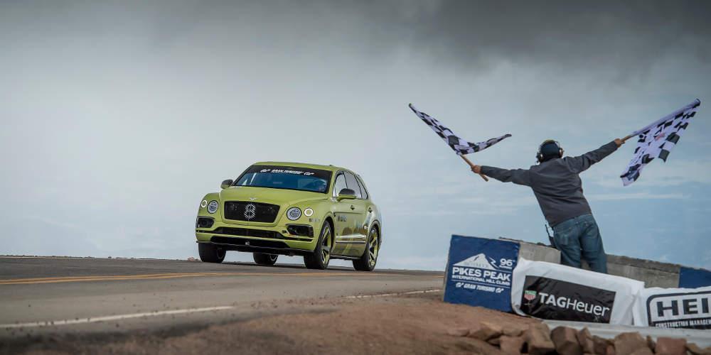 H Bentley Bentayga καταρρίπτει το ρεκόρ των SUV στο Pikes Peak