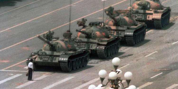 Αφιέρωμα: Η Σφαγή της Πλατείας Τιενανμέν και η φωτογραφία σύμβολο