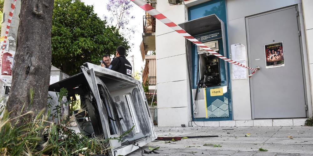 Συνελήφθη στο Ηράκλειο 22χρονος για εμπρησμό σε δύο ΑΤΜ