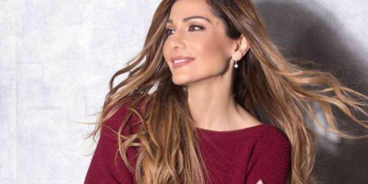 Η άφιξη των Βανδή – Μπισμπίκη και η ενόχληση της τραγουδίστριας