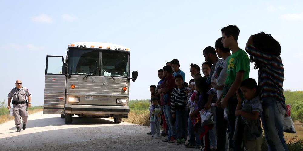 Δημοσκόπηση-κόλαφος στην Γερμανία: Οι παράνομοι μετανάστες να συλλαμβάνονται