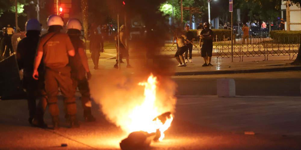 Απετράπη ραντεβού «θανάτου» ανάμεσα σε οπαδούς του ΠΑΟΚ και του Άρη [βίντεο]