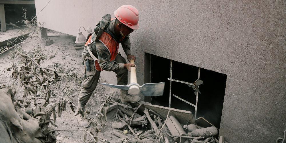 Νέα έκρηξη ηφαιστείου στην Γουατεμάλα -73 οι νεκροί και 200 αγνοούμενοι