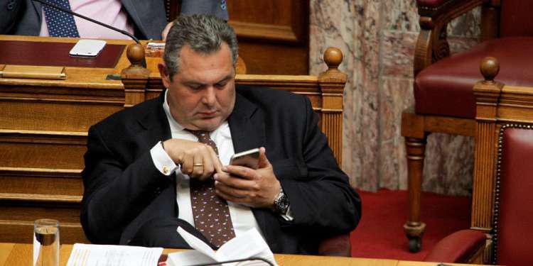 Βρήκαμε πόσες φορές έχει απειλήσει με παραίτηση ο Καμμένος το 2018