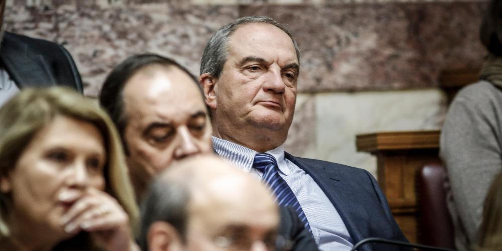 Πληροφορίες πως ο Καραμανλής θα κάνει παρέμβαση για το Σκοπιανό