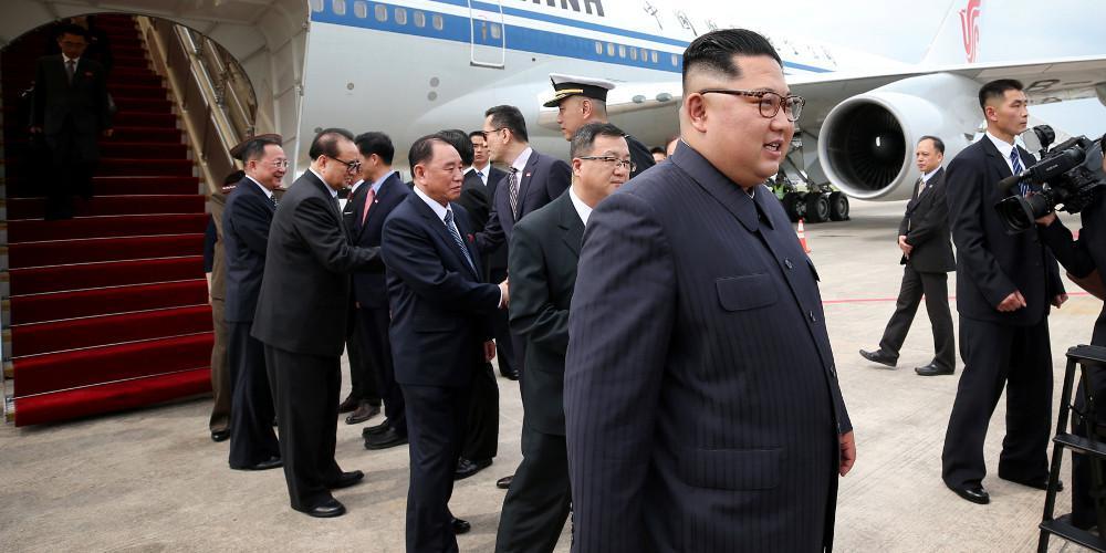 Έφτασε στη Σιγκαπούρη ο Κιμ για την ιστορική Σύνοδο με τον Τραμπ [εικόνες]