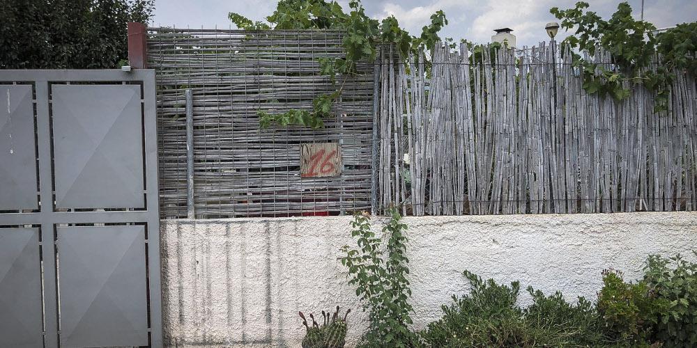 Αυτό είναι το σπίτι στο Κορωπί όπου συνελήφθη ο Αλβανός δραπέτης της Αργυρούπολης [εικόνες]