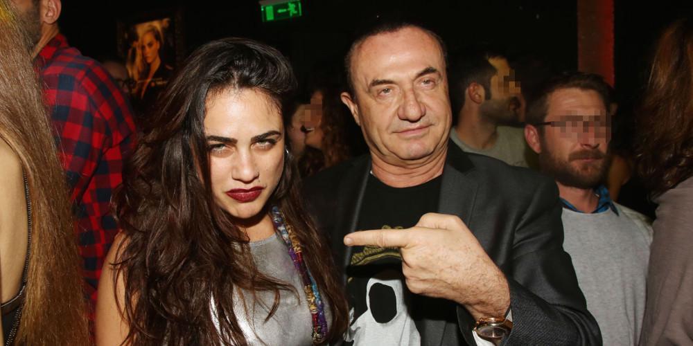 Σάσα Σταμάτη στον Λευτέρη Πανταζή: Η Κόνι... ξεβρακώνεται! [βίντεο]