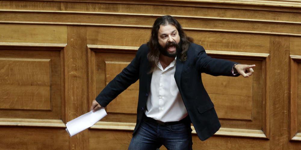 Χαμός στην Βουλή με Χρυσαυγίτη βουλευτή που κάλεσε σε πραξικόπημα [βίντεο]