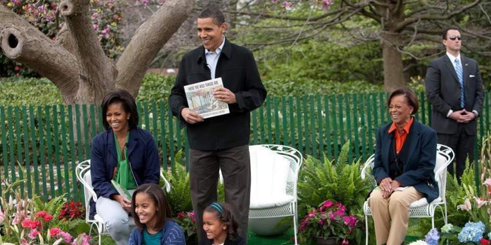 Η «ατάκα» της πεθεράς του Ομπάμα στους μπάτλερ του Λευκού Οίκου για τα… εσώρουχα!