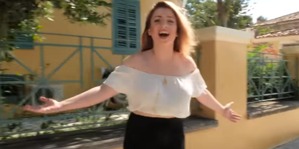 Η Άννα Πανταζοπούλου μετατρέπει το διαχρονικό τραγούδι του Χιώτη σε σύγχρονο [βίντεο]