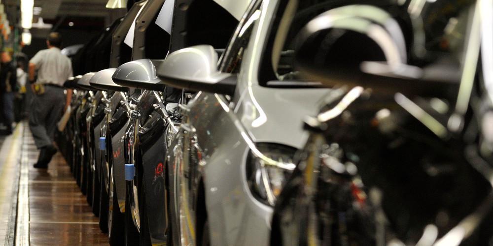 Αυξάνονται οι πωλήσεις καινούριων αυτοκινήτων στην Ελλάδα