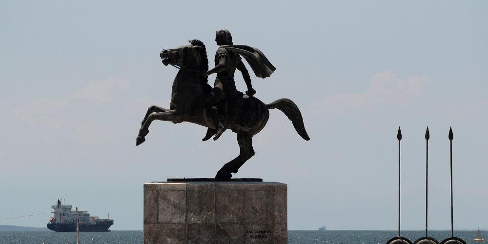 Σκοπιανό: Παραδώσαμε όνομα, γλώσσα και εθνικότητα… έναντι υποσχέσεων