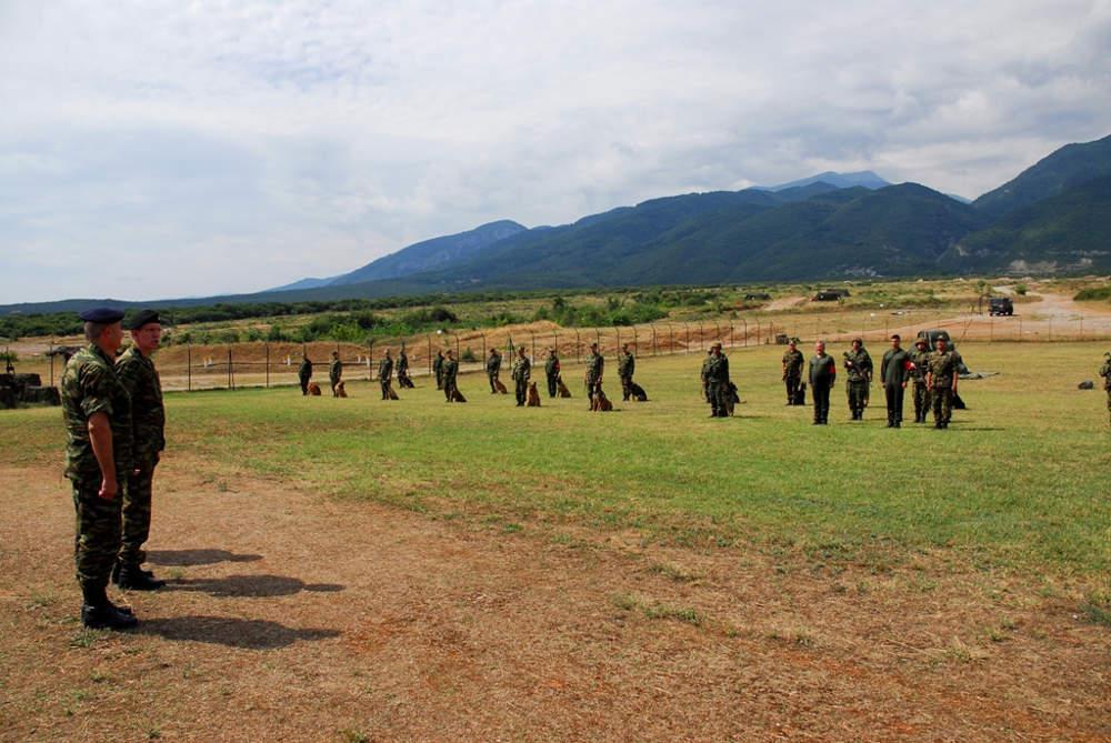 Εντυπωσίασαν οι σκύλοι-κομάντο των Ειδικών Δυνάμεων [εικόνες]