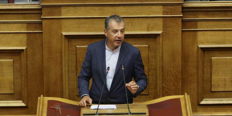 Θεοδωράκης για Eurogroup: Κατώτερη των θυσιών του λαού η απόφαση