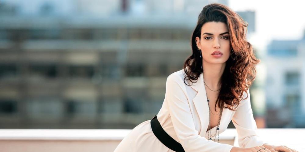 Οταν κάποιος μιλά για «μεσογειακή ομορφιά», έχει στο μυαλό του την Τόνια Σωτηροπούλου! [εικόνες]