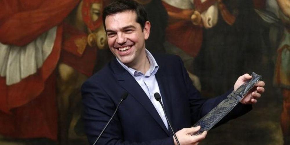 Το «κίνημα της γραβάτας» τιμωρεί τον ΣΥΡΙΖΑ