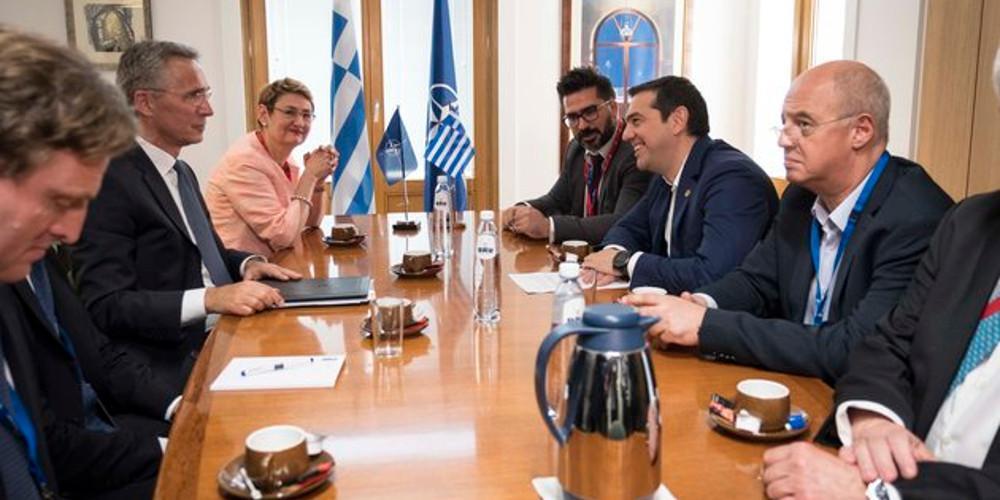 Παρέμβαση του ΝΑΤΟ στο θέμα των δύο Ελλήνων στρατιωτικών ζήτησε ο Τσίπρας από τον Στόλτενμπεργκ