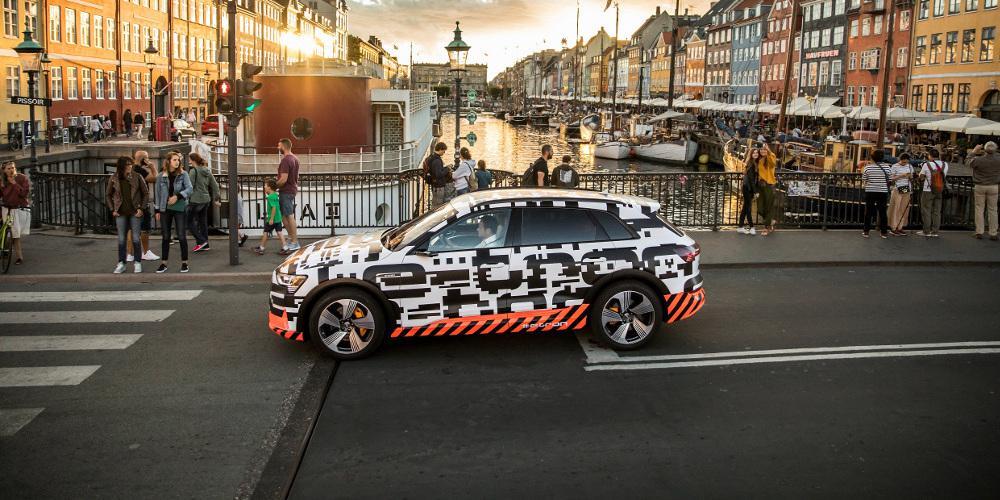 Αυτό είναι το εσωτερικό του ηλεκτρικού Audi e-tron