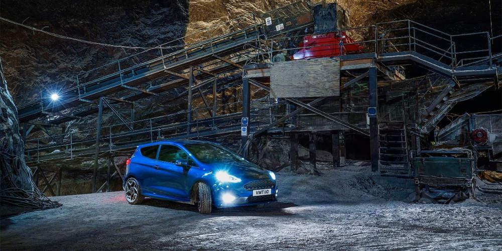 Ένα Ford Fiesta ST σε αλατωρυχείο 400 μέτρα υπό το έδαφος [βίντεο]