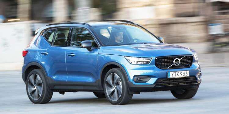 Νέες εκδόσεις Τ3 και D3 για το Volvo XC40