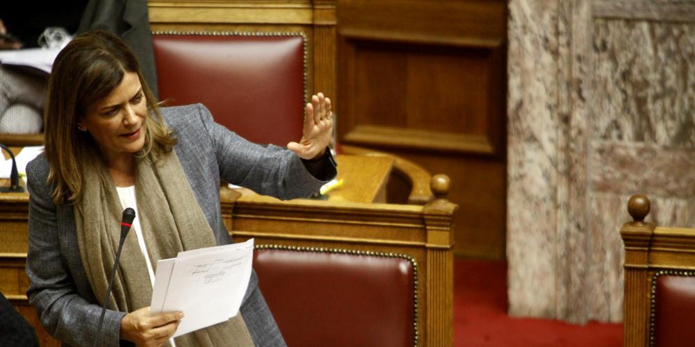 Κολωνάκι ή Παρίσι… ο λαός πληρώνει την Ράνια Αντωνοπούλου