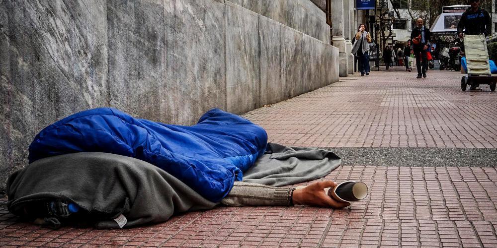 Δεύτερος θερμαινόμενος χώρος στον Δήμο Αθηναίων για τους αστέγους λόγω αυξανόμενης ζήτησης