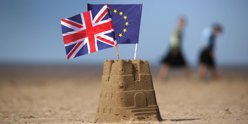 Με ένα «σκληρό» Brexit κινδυνεύουν 6.000 θέσεις εργασίας στην Αυστρία