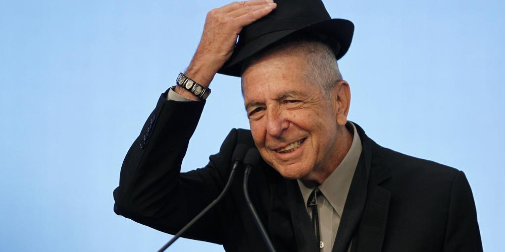 Με ένα τραγούδι, ο Έλβις Κοστέλο στη μάχη κατά του κορωνοϊού [βίντεο]