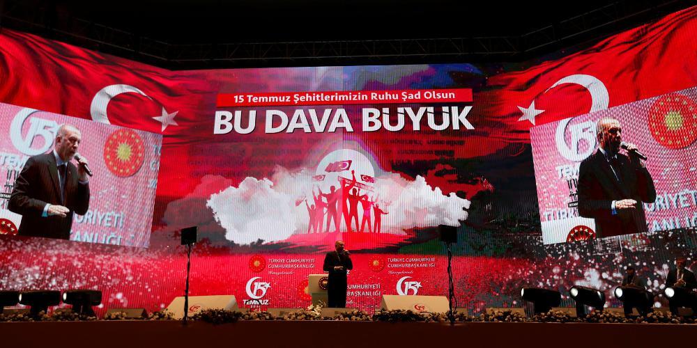 Μηνύματα προς πάσα κατεύθυνση από τον Ερντογάν: Θα συνεχίσω τις εκκαθαρίσεις