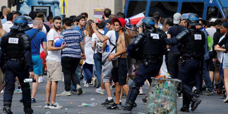 Σοβαρά επεισόδια στο Παρίσι πριν την έναρξη του τελικού του Μουντιάλ 2018 [βίντεο]