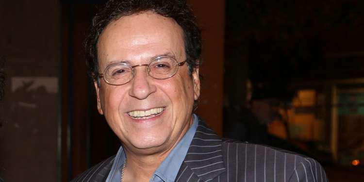 Ο Χάρης Ρώμας επιβεβαιώνει την επιστροφή του Καφέ της Χαράς [βίντεο]