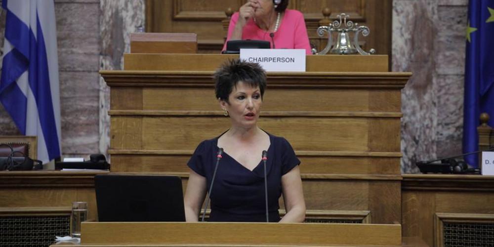 Προκλητική ανάρτηση από την Αννέτα Καββαδία για την πυρκαγιά στην Αττική