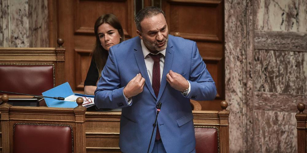 Θέατρο του παραλόγου – Μαυραγάνης: Ανίσχυρη η υπογραφή Τσίπρα-Κοτζιά στο Σκοπιανό