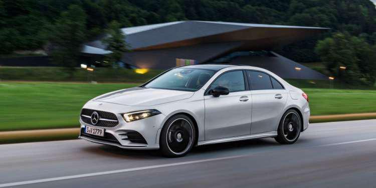 Αποκάλυψη για την τετράθυρη Mercedes A-Class [βίντεο]