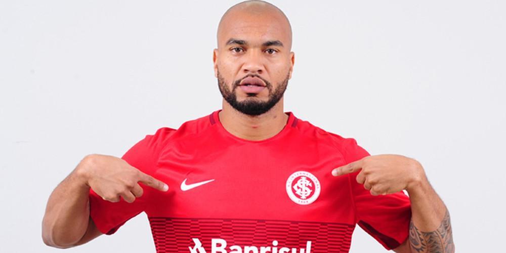 Παραμένει στο προσκήνιο ο Μολέντο για τον Ολυμπιακό