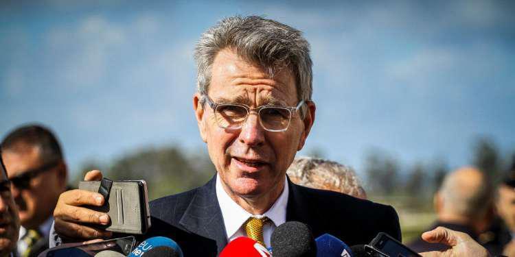 Πάιατ: Θαυμάζω την αποφασιστικότητα της Ελλαδικής εκκλησίας να προστατεύσει τους πιστούς