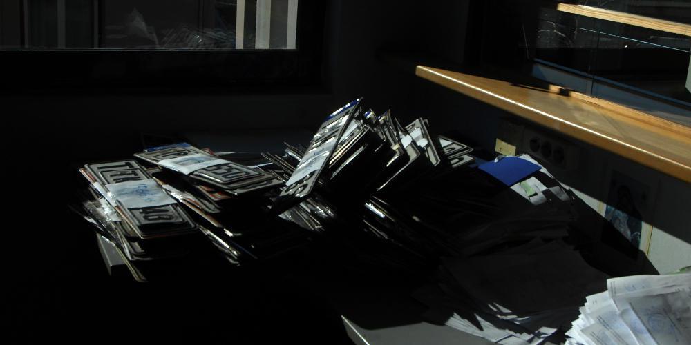 Τέλη κυκλοφορίας με τον μήνα: Πάρτε τις πινακίδες χωρίς πέναλτι