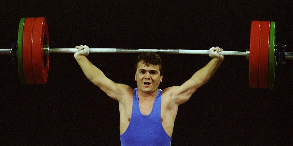 Ξέθαψαν τον Σουλεϊμάνογλου γιατί μία Γιαπωνέζα λέει πως είναι κόρη του!