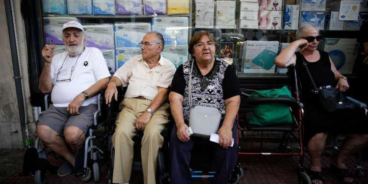Συντάξεις Αύριο τα αναδρομικά σε 196.897 συνταξιούχους