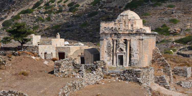 Ασύλητος τάφος επιφανούς γυναίκας ήρθε στο φως στη Σίκινο